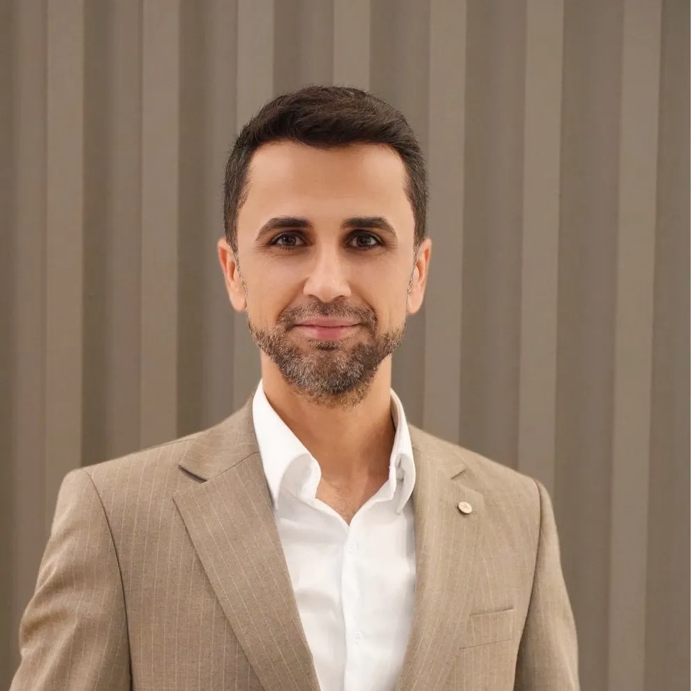 Burhan Toprak