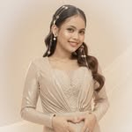 Putri Isnari