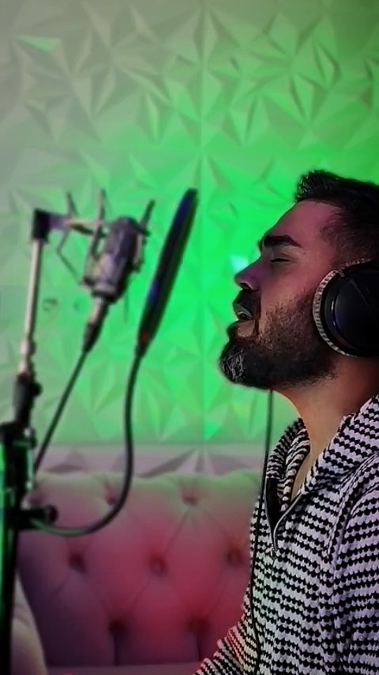 Majid Eslahi: 786
این وطن خاک من و توست ...
#زادگاه
#ایرانـــــ💚🤍❤️من
#IRAN
🇮🇷