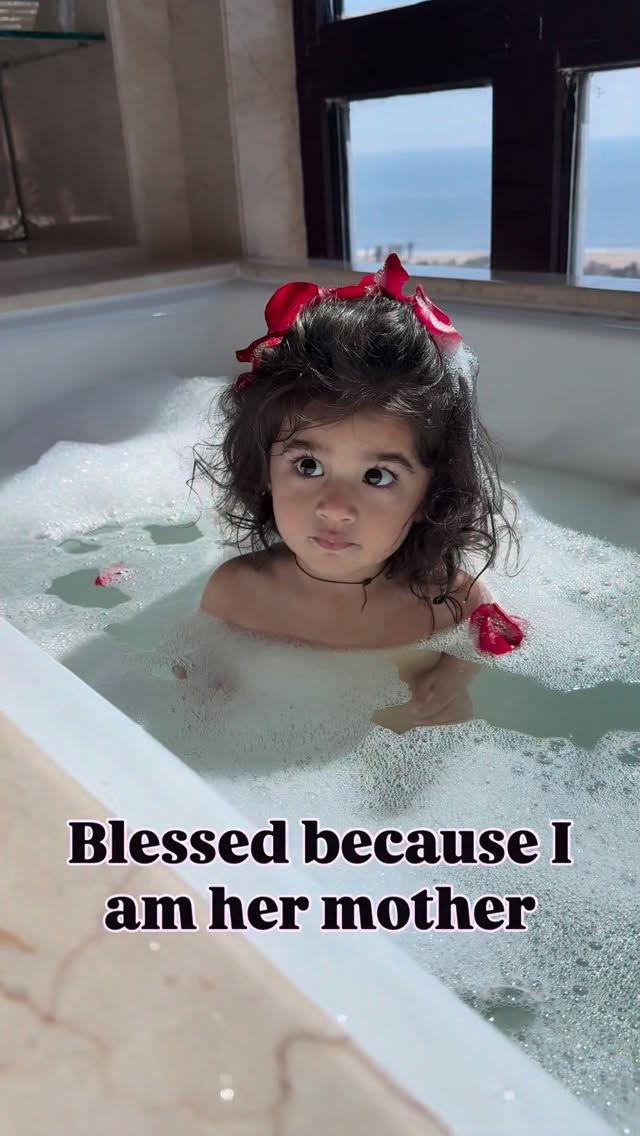Payal Sewani Munjal: Girls are truly everything—and I feel endlessly blessed to be her mother. 🌸
From sun-kissed holidays to the softest bub
