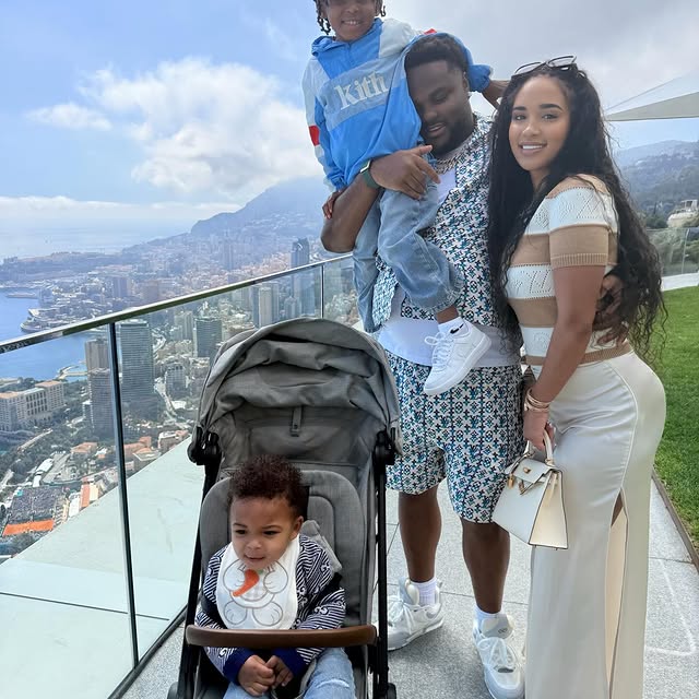 Tee Grizzley: They watching everything… gotta lead right. 👣🐻