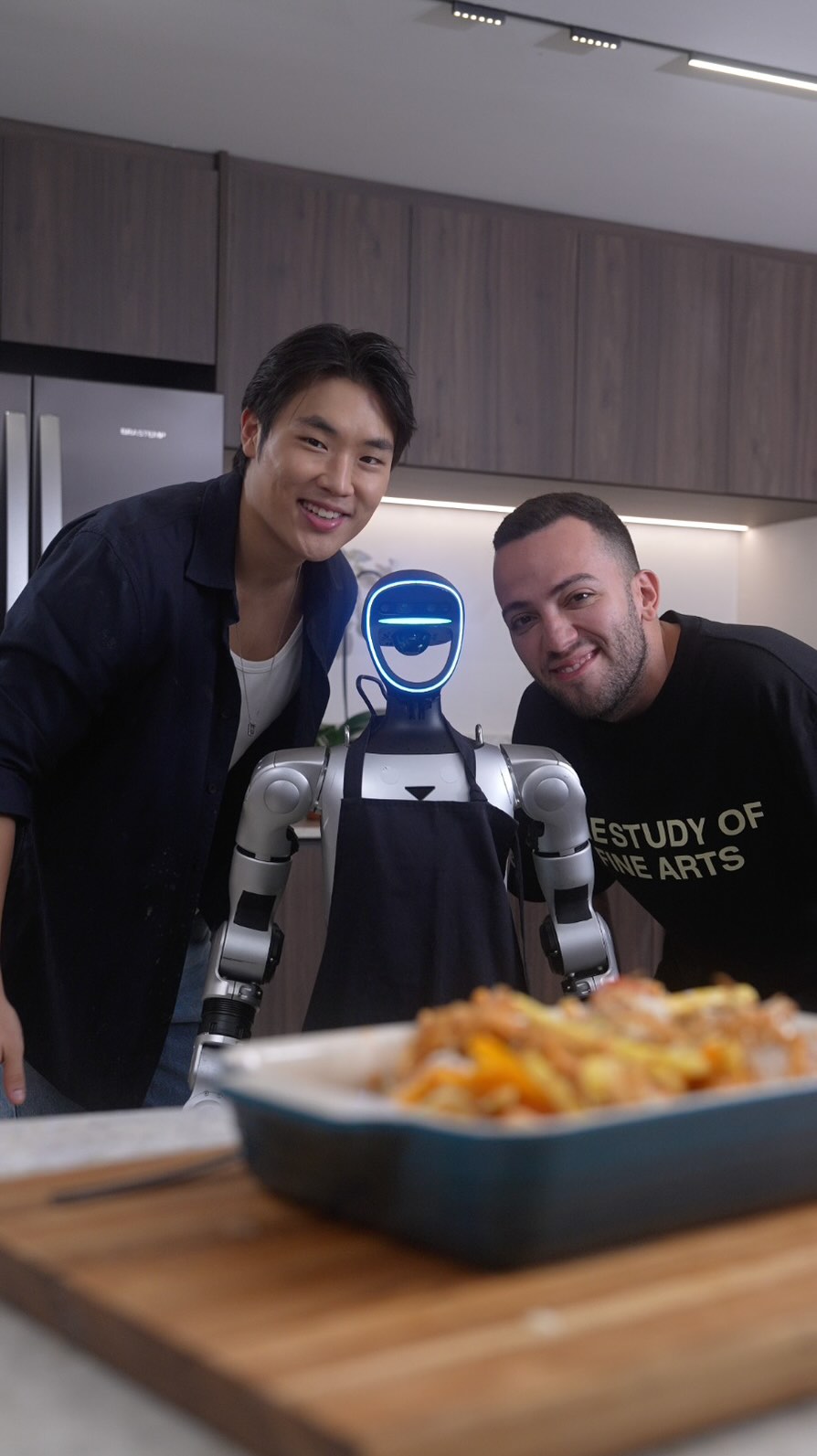 Arthur Paek: travessa de fritura🍟🥣
Ingredientes
- batata frita
- queijo cheddar
- peito de frango
- alface americana
- tomate ce