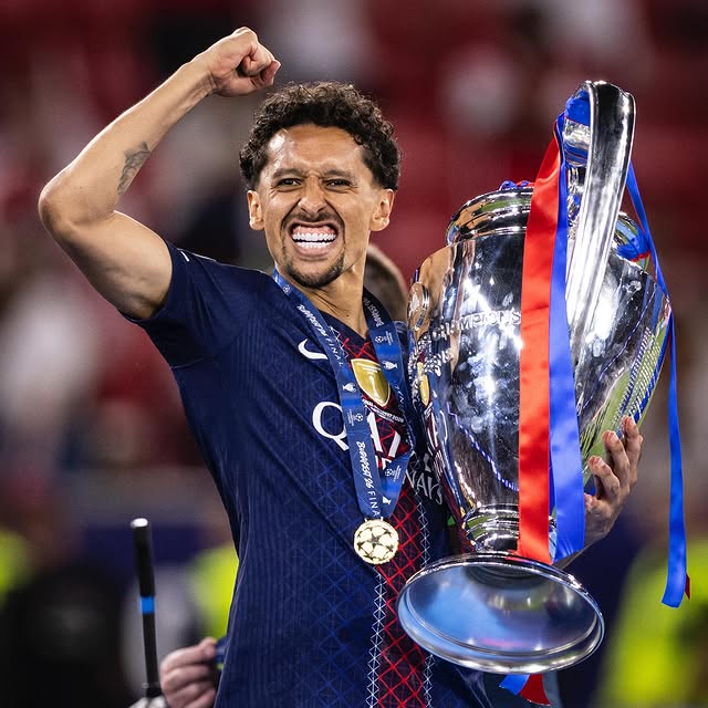 Marcos Aoás Corrêa: Champion d’Europe mon Frere, le back to back c’est fait…
Une fois c’est historique, deux fois c’est légendaire
Profitez