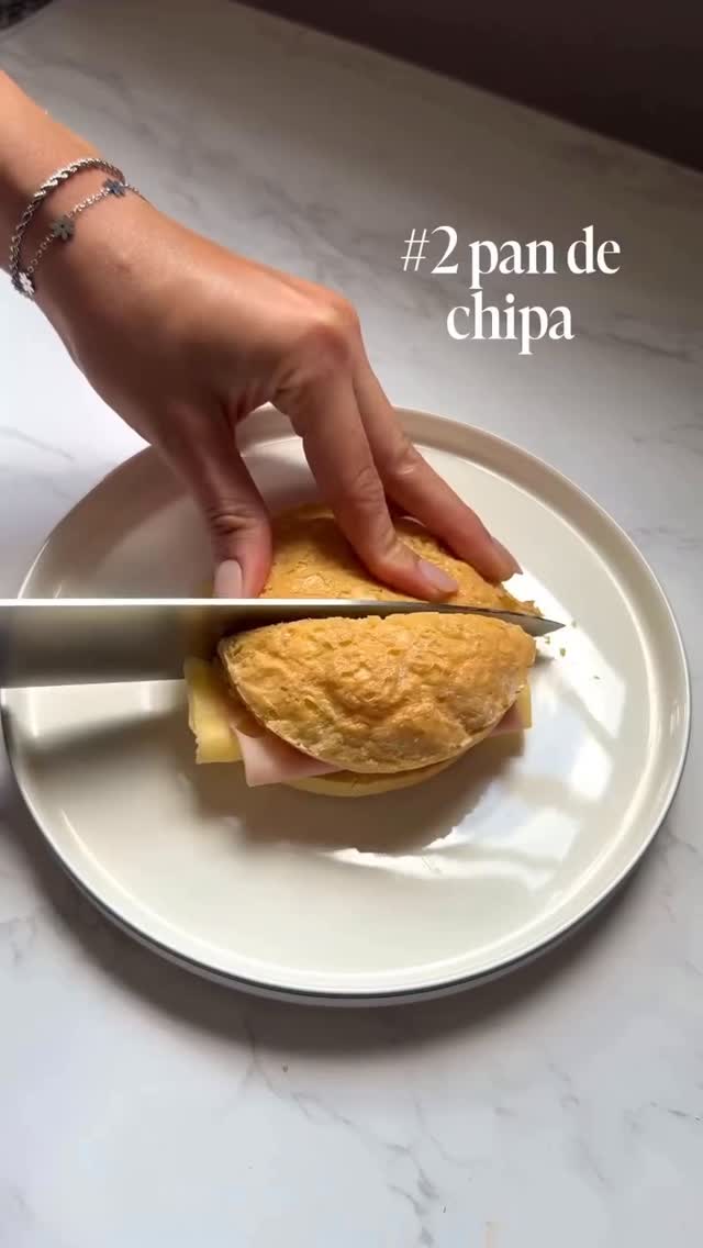 Aniana Fuentes: PANCITO DE CHIPA EN AIR FRYER😍🤤
⭐ Ingredientes (1 pancito)
• 1 huevo
• 3 cucharadas de fécula de mandioca
• 30-40 g d