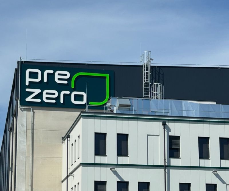 Michael Kunz: Kreisläufe für Wertstoffe schließen! 🔒
Diese Woche war ich bei der Eröffnung der hochmodernen PreZero Sortieranlage 🏣