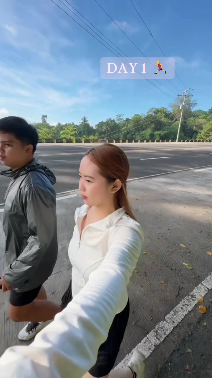 Reign: Pov: nag jogging ang sige rag higda @_beerbrand HAHAHAH #fyp #fypシ #