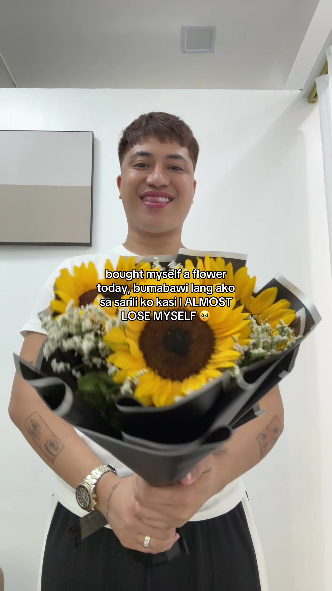 Daniel: always remember, you can buy your own flower ❤️ love yourself!