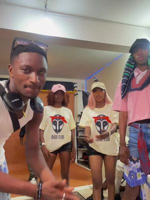 Jiji Karter oklm: C’est la capital qui demande 😏💋❤️ !! @ECH GANG 🇬🇦 @Creol Fantastik @Béa Marcy @BOUKI LA FRAISE 🍓 @Rich Tain @Cassan