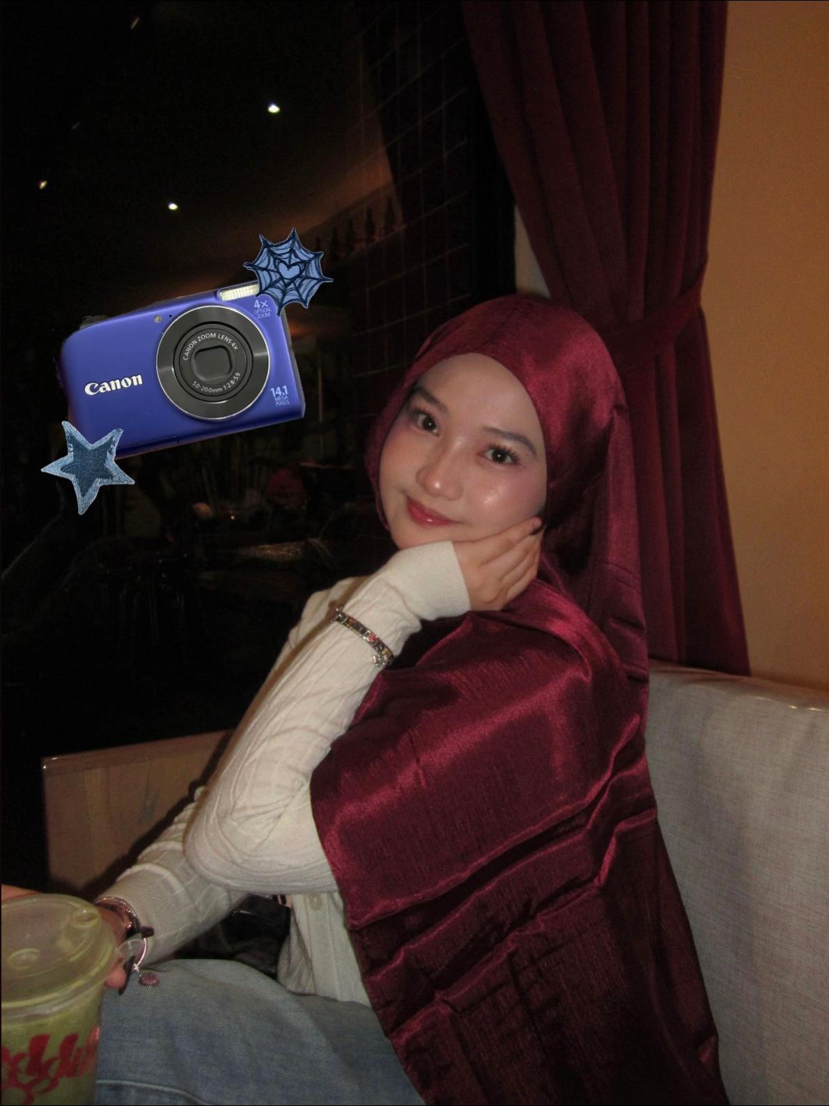 Khansa Tabina: foto-foto pake kamera jadul 🤳