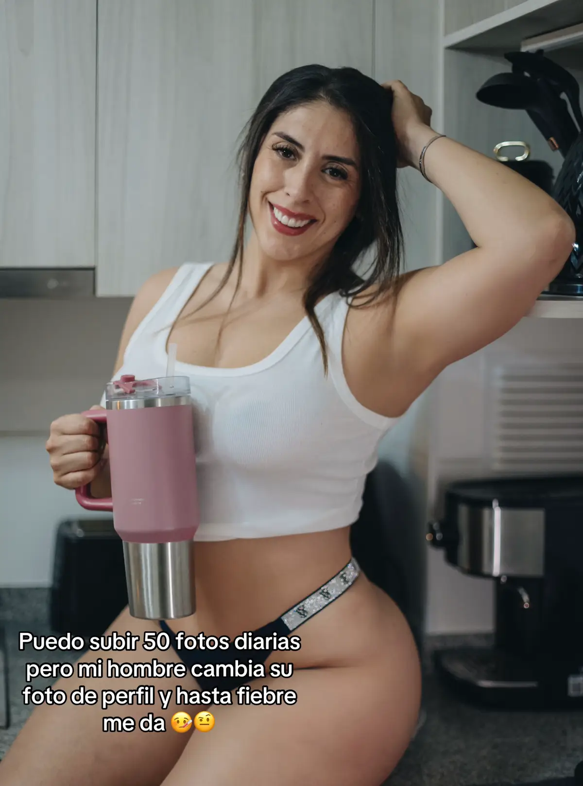 Vale Martínez: #humor #girly
