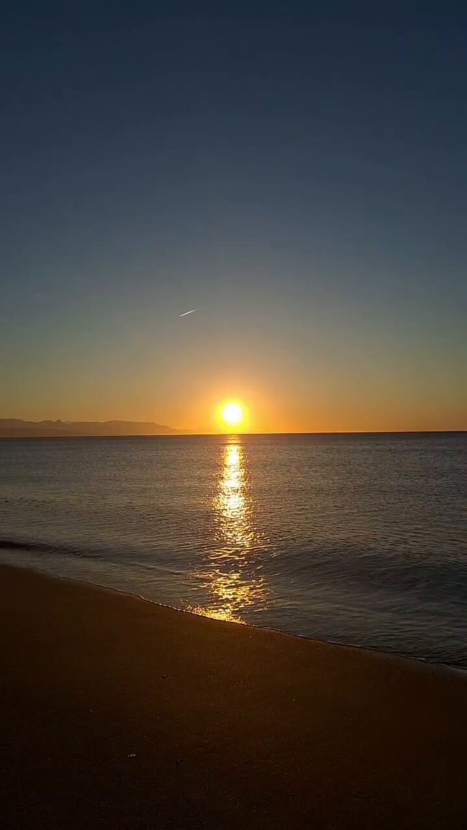 Einar Galilea: 🌅 https://t.co/5X7Z0nQeLT