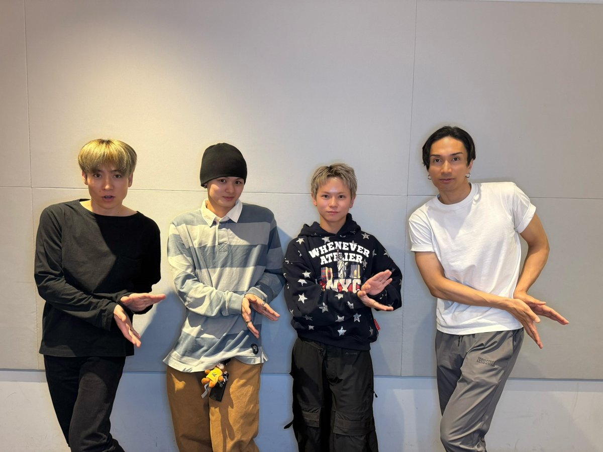 EXILE THE SECOND: \𝐑𝐀𝐃𝐈𝐎 𝐌𝐀𝐒𝐇𝐔𝐏 𝐎.𝐀/
今週の #RADIOMASHUP は
先週に引き続きゲストに #KIDPHENOMENON #岡尾琥珀 さん #鈴木瑠偉 さんが登場✨
ぜひお聴きください📻
▼