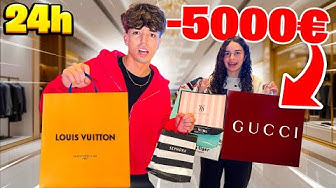 Mura Colu: MY SISTER USES MY CREDIT CARD FOR 24H *UNLIMITED*