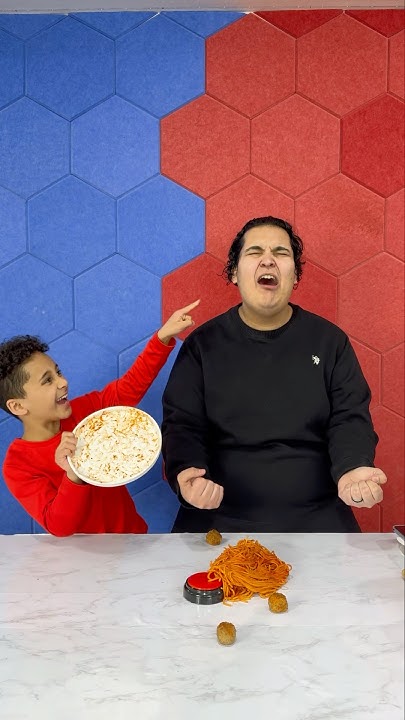Ali Mohamed: HE SPILLED MY PASTA 😱