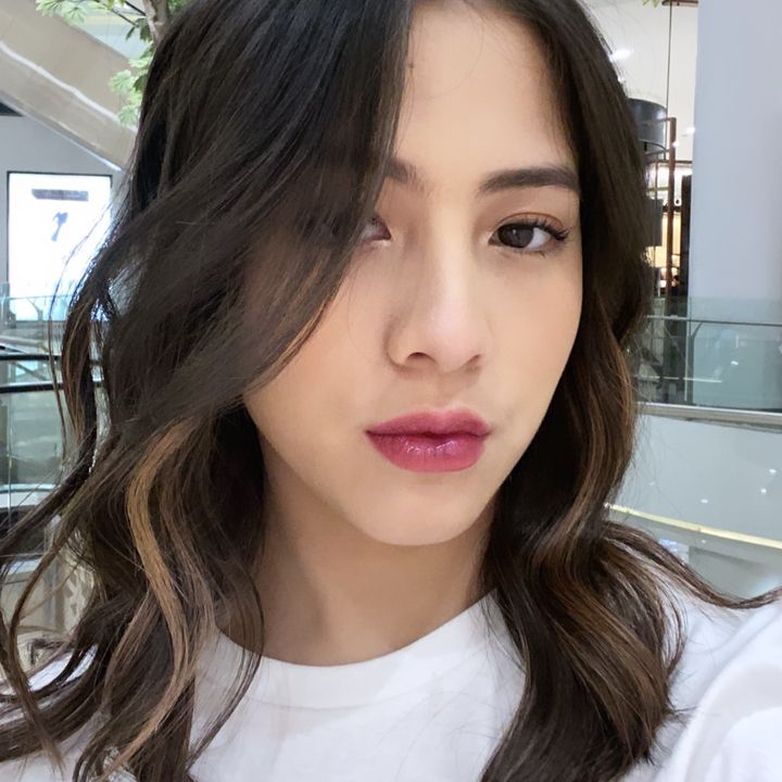 Adhisty Zara