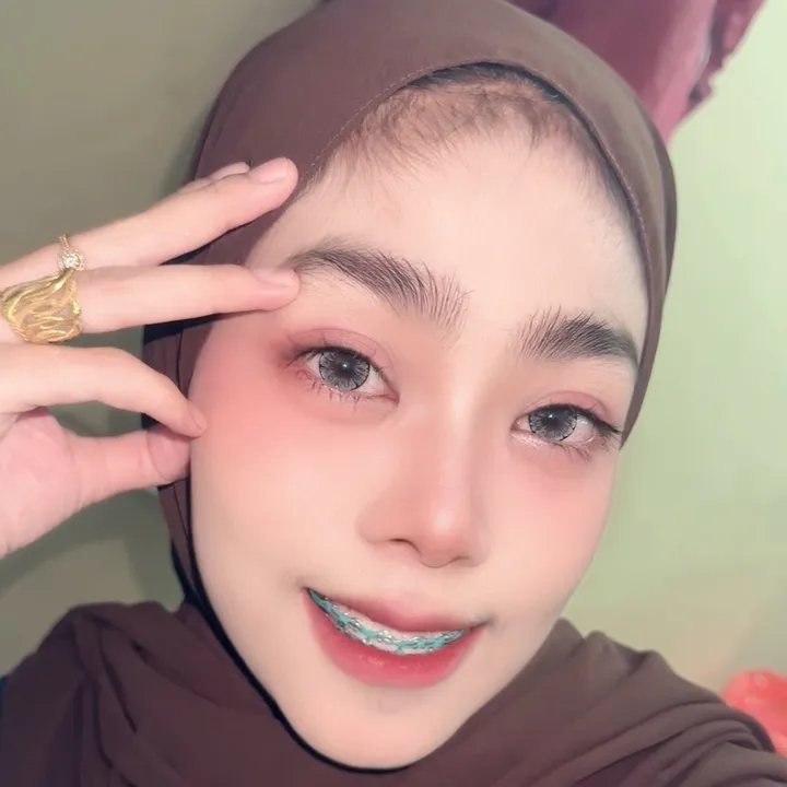 อามีลีน