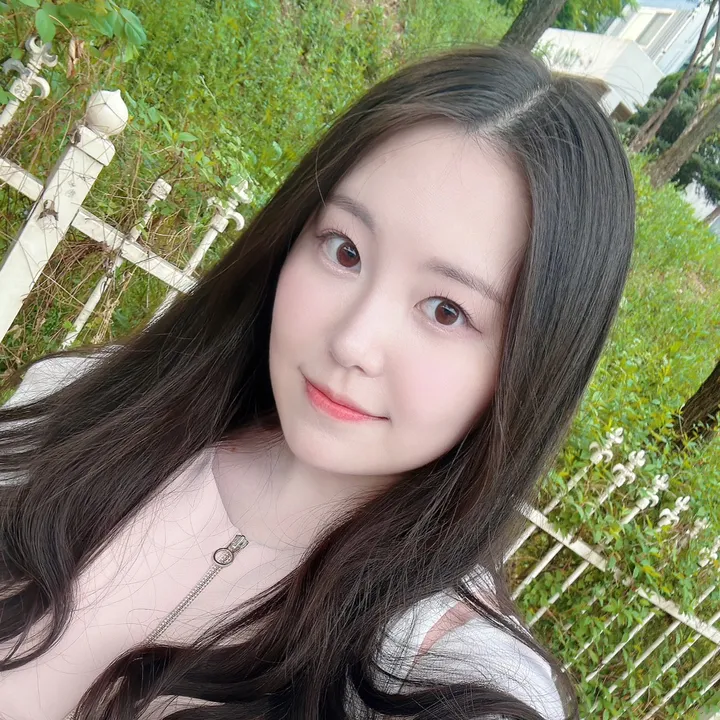 LilySeeun 릴리세은