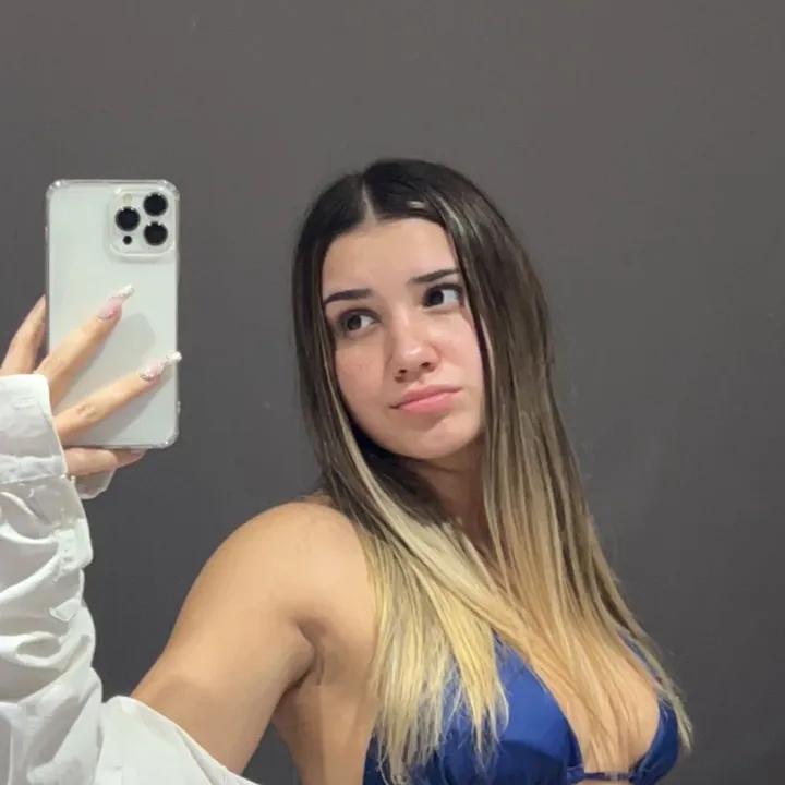 Lola Tomaszeuski