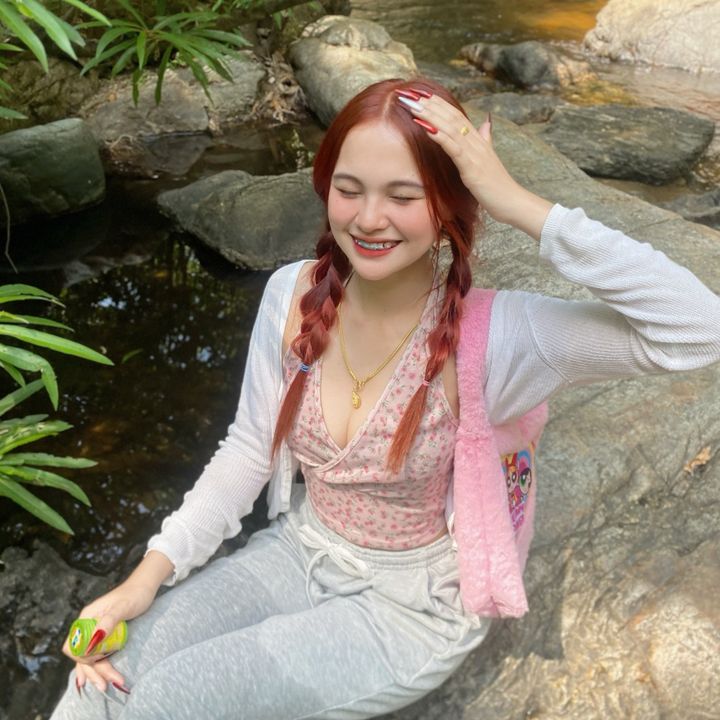 น้องผึ้ง อารยา