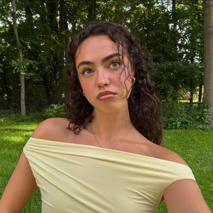 Kiana Davis
