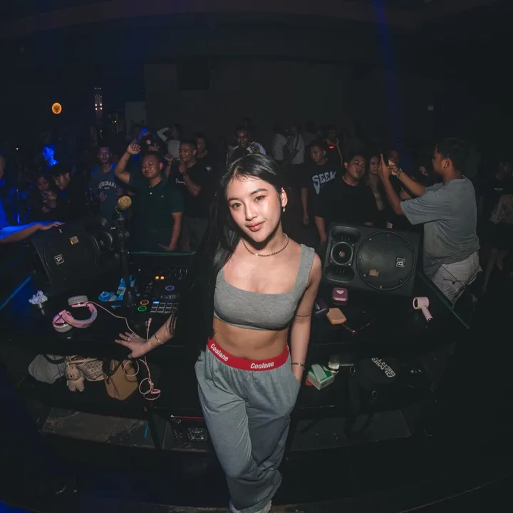 DJ Almira Berto
