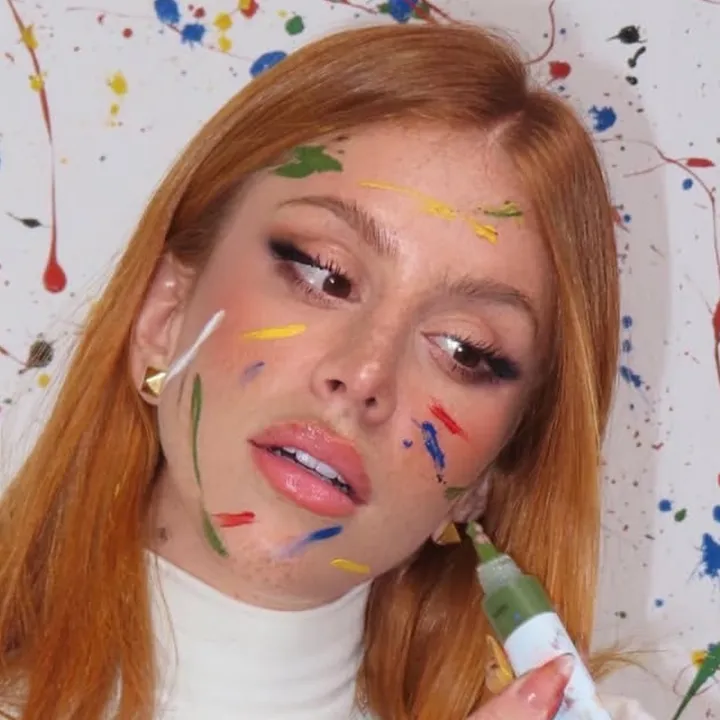 Mari Maria