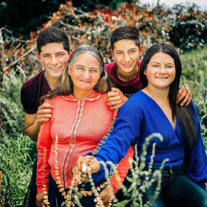 LOS ESCACHAITOS