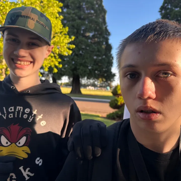 Eli & Ethan Bronson