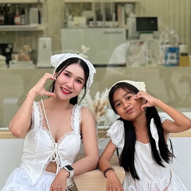 แม่เมย์น้องอั้ม