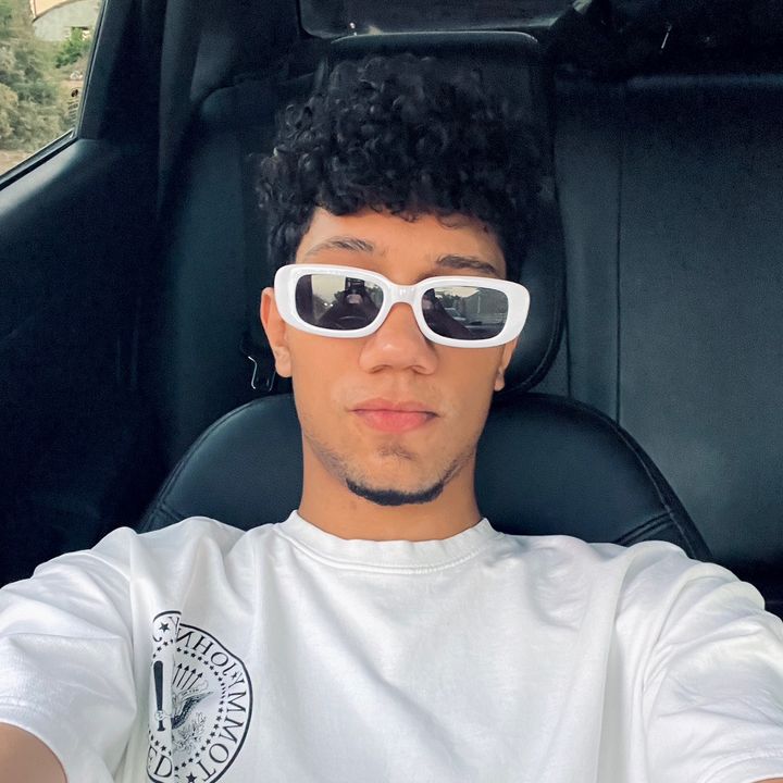 ﮼غاندي🔝