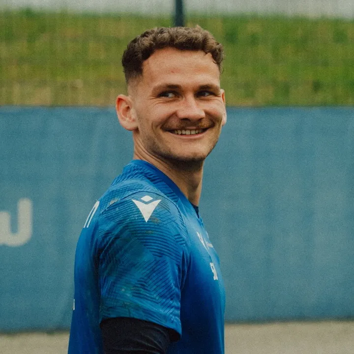 Loris Strobel