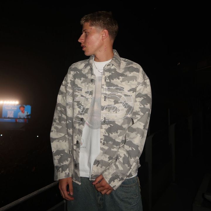 Floris J.