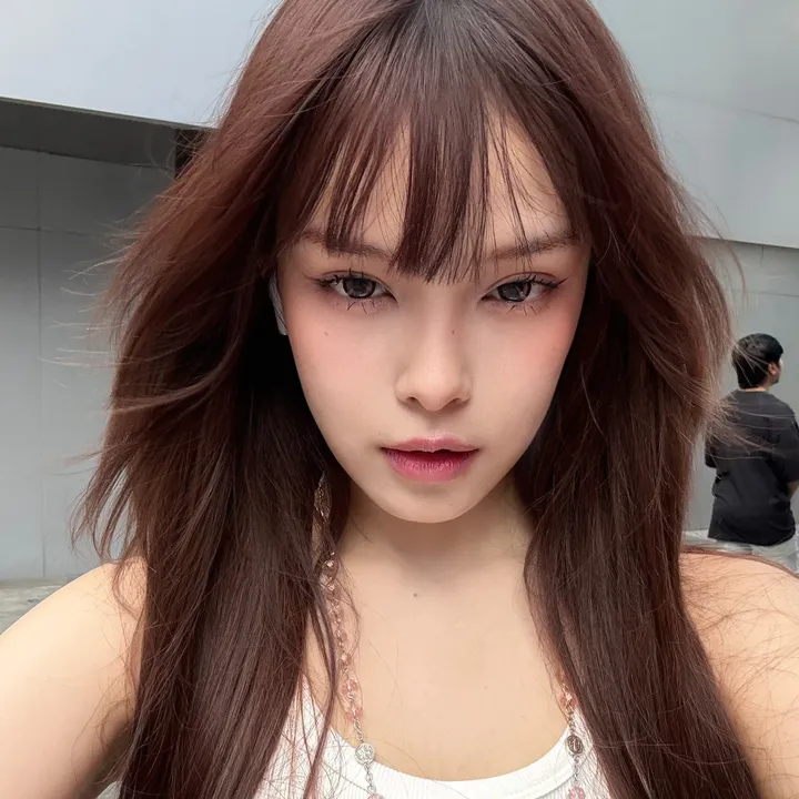 เดมิ