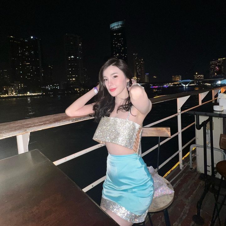 มลิษา สว่างงาม