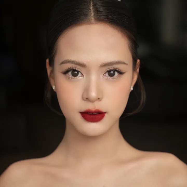 Nguyễn Uyên Trang