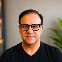 Umar Saif
