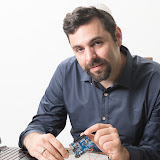Dr. Roy Yuzvitsky